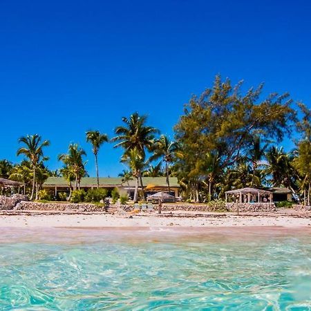 Greenwood Beach Resort Bailey Town  Buitenkant foto