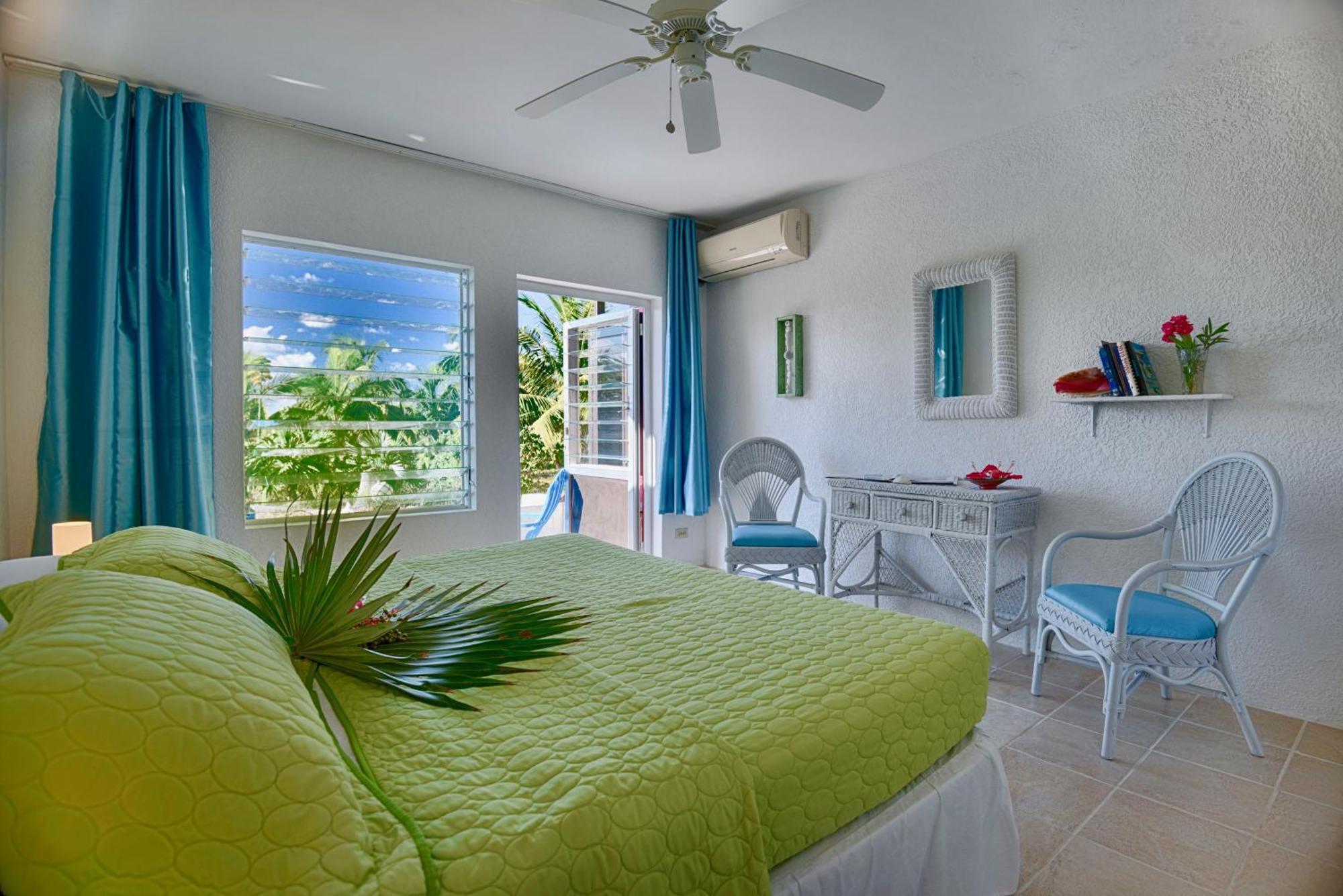 Greenwood Beach Resort Bailey Town  Buitenkant foto
