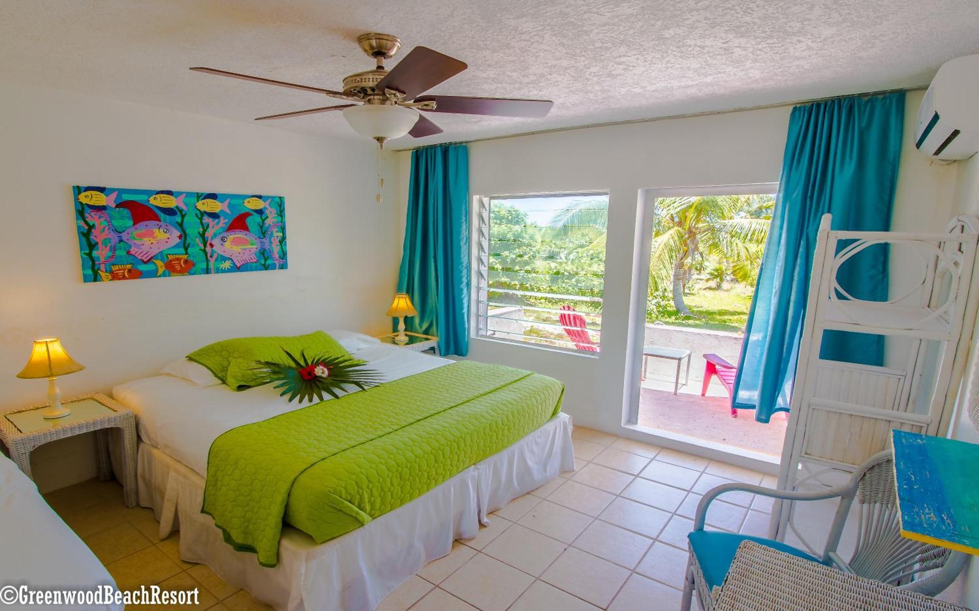 Greenwood Beach Resort Bailey Town  Buitenkant foto